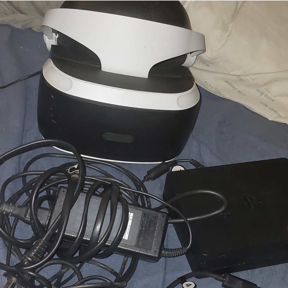 Sony White VR Headset for PC and Console